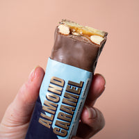 PULS Nutrition BITE+ proteiinipatukka Almond caramel 50g